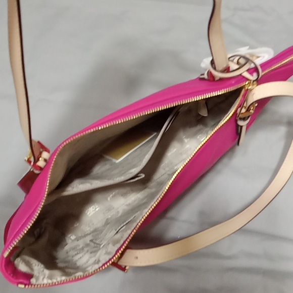MICHAEL KORS Purse PINK FUSIA Jet Set Handbag New Shoulder Womens Gift Holiday - Picture 5 of 12